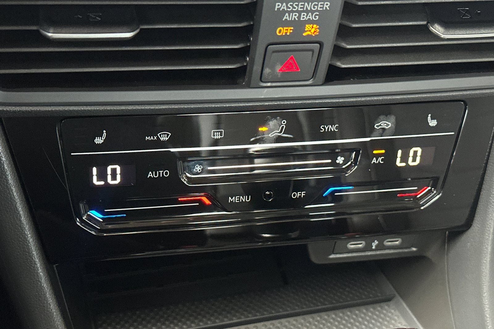 New 2026 Volkswagen Jetta SE FWD image 17