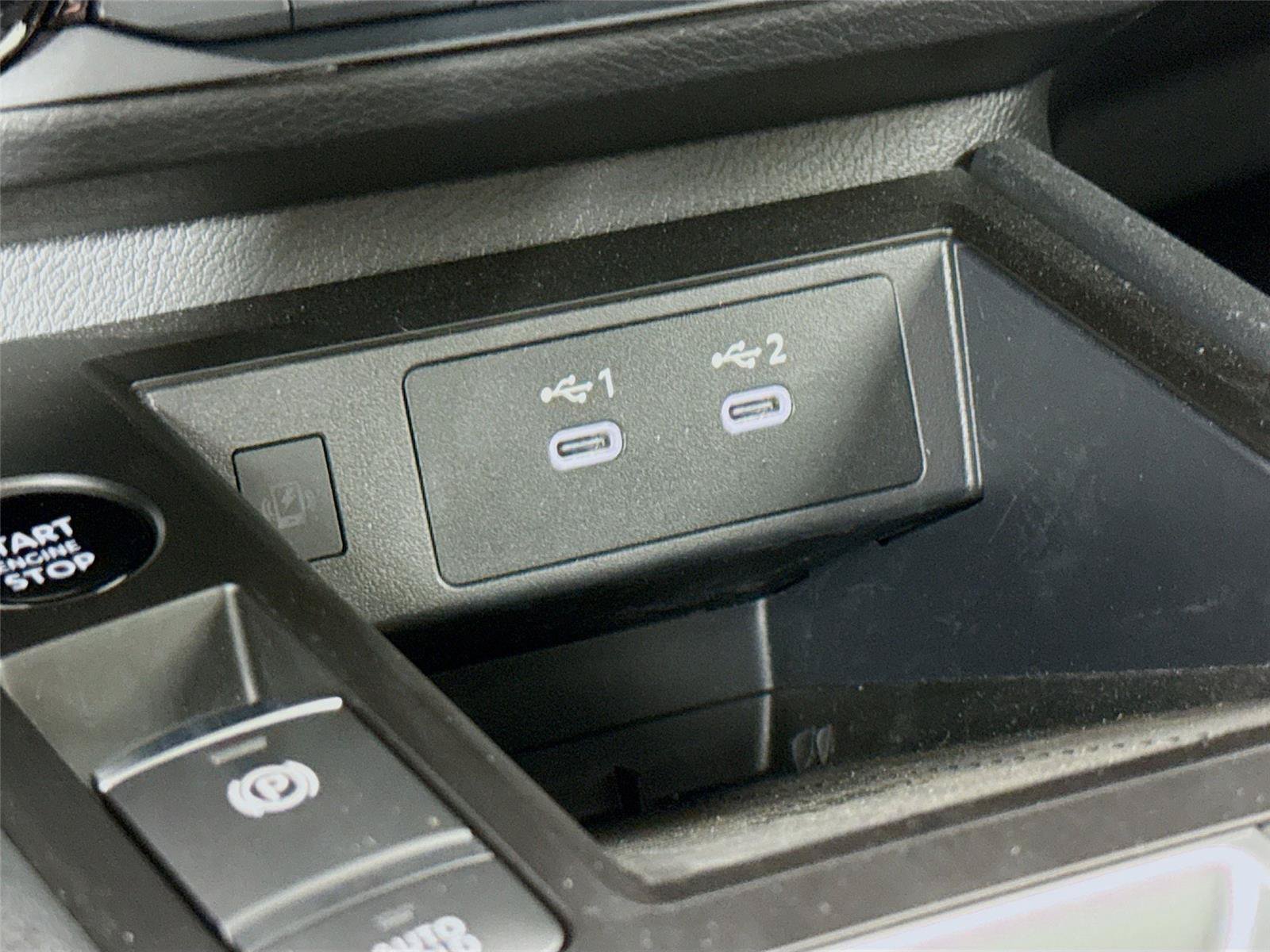 Used 2026 Nissan Kicks SV FWD image 14