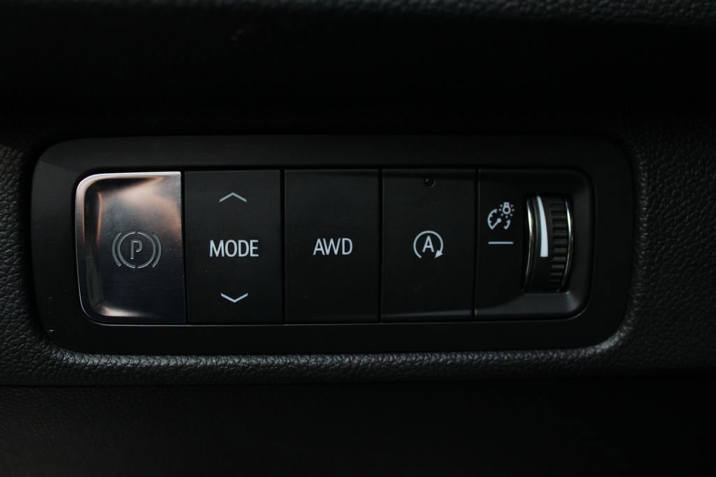 Used 2024 Chevrolet Traverse LS w/ Midnight/Sport Edition image 22