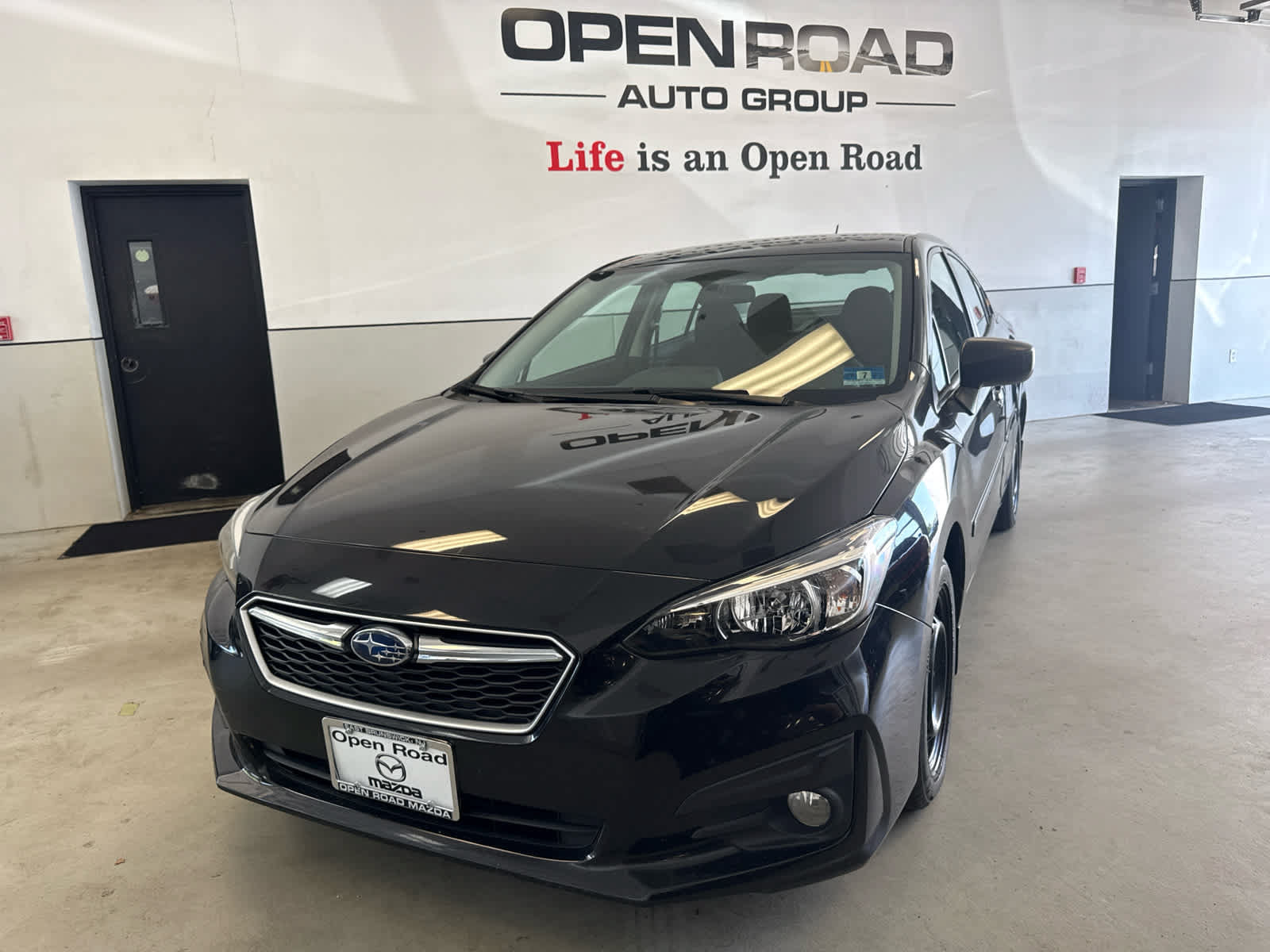 Used 2018 Subaru Impreza 2.0i AWD/4WD image 2