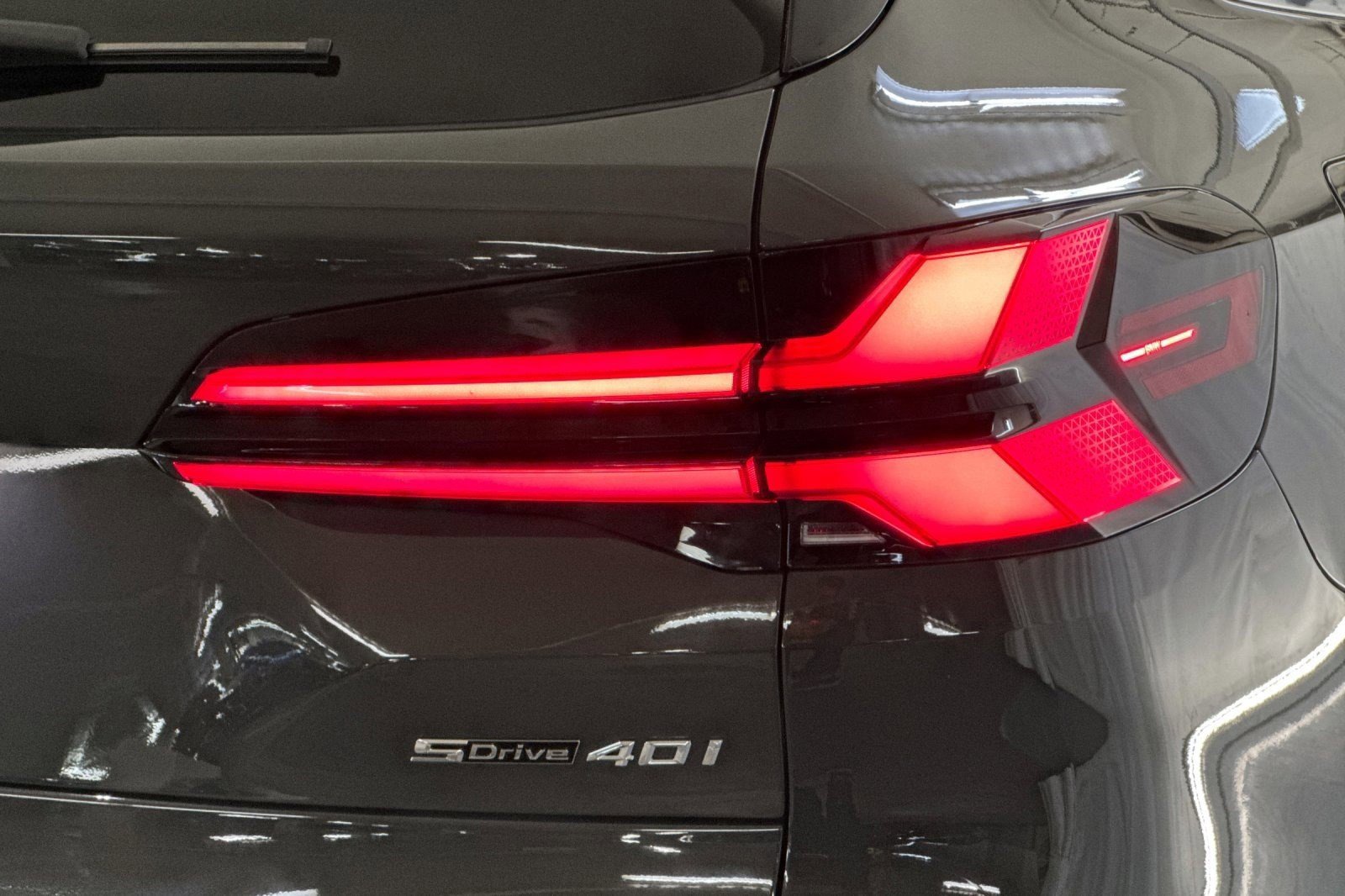 Used 2026 BMW X5 sDrive40i w/ Climate Comfort Package RWD image 12