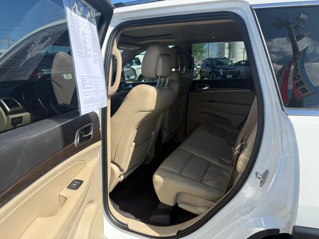 Used 2017 Jeep Grand Cherokee Limited AWD/4WD image 11