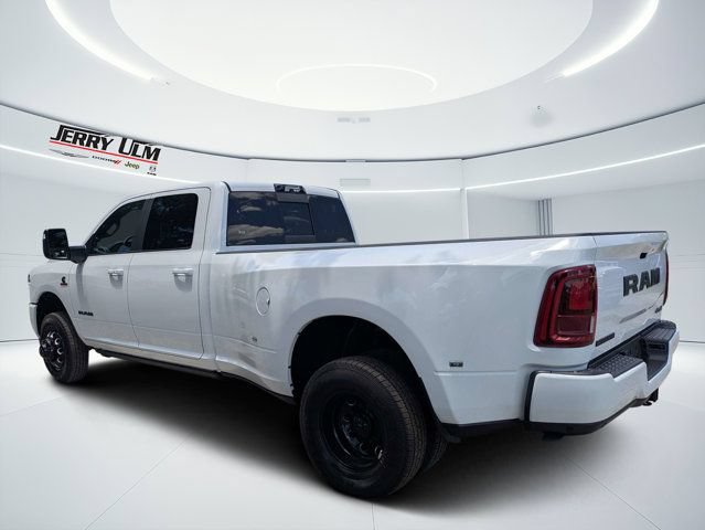 New 2026 RAM 3500 Laramie AWD/4WD image 5