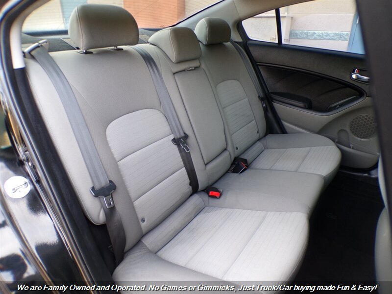 Used 2014 Kia Forte EX FWD image 21