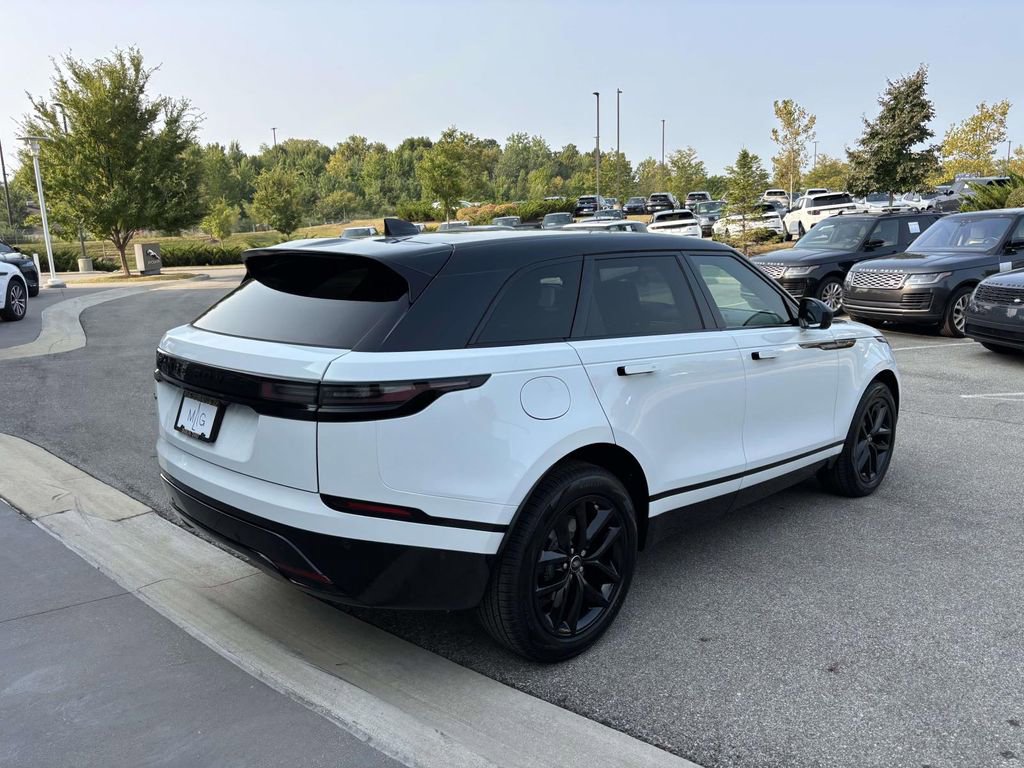 New 2026 Land Rover Range Rover Velar Dynamic SE image 5