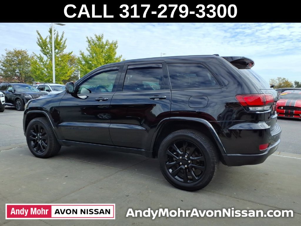 Used 2019 Jeep Grand Cherokee Altitude AWD/4WD image 5