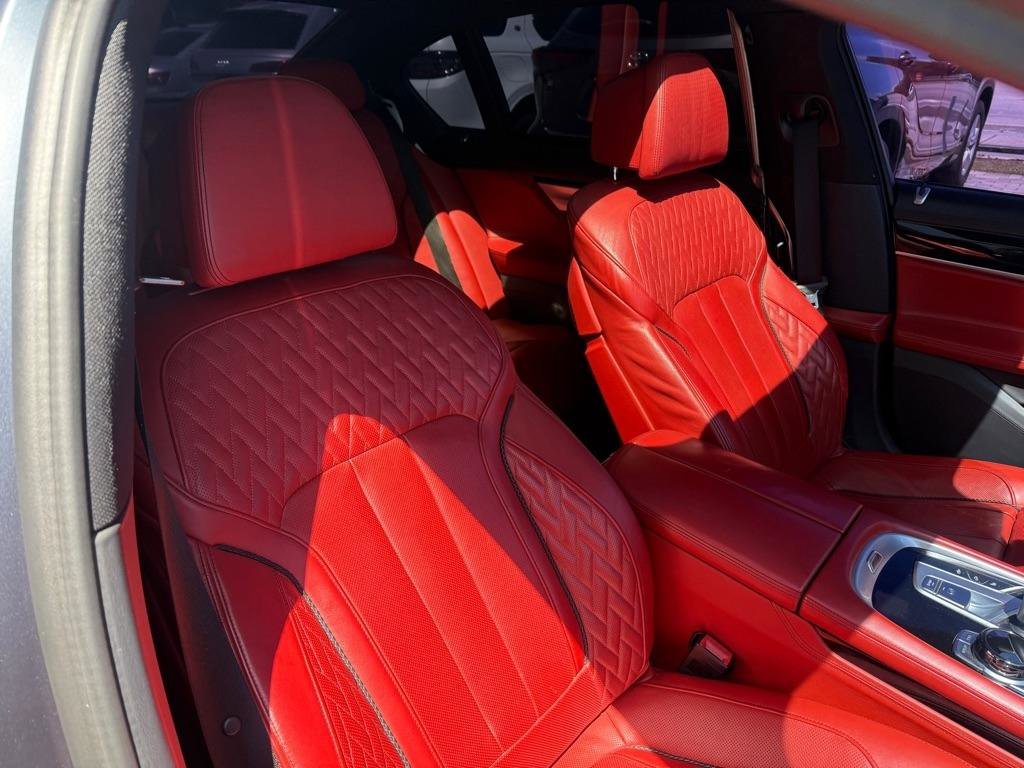 Used 2017 BMW 750i 750i Sedan image 31