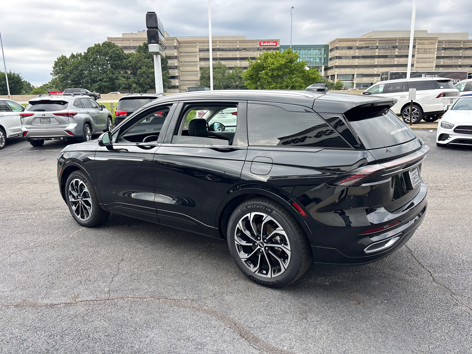 New 2026 Lincoln Nautilus Reserve AWD/4WD image 5