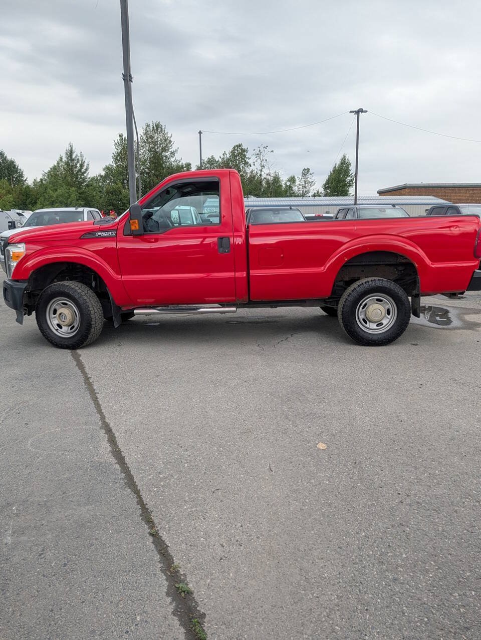 Used 2016 Ford F250 XL w/ Camper Package AWD/4WD image 2