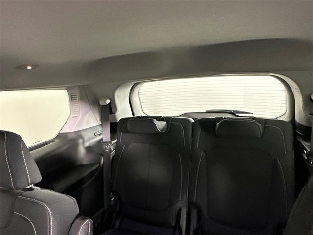 Certified 2023 Jeep Grand Cherokee L Laredo image 15