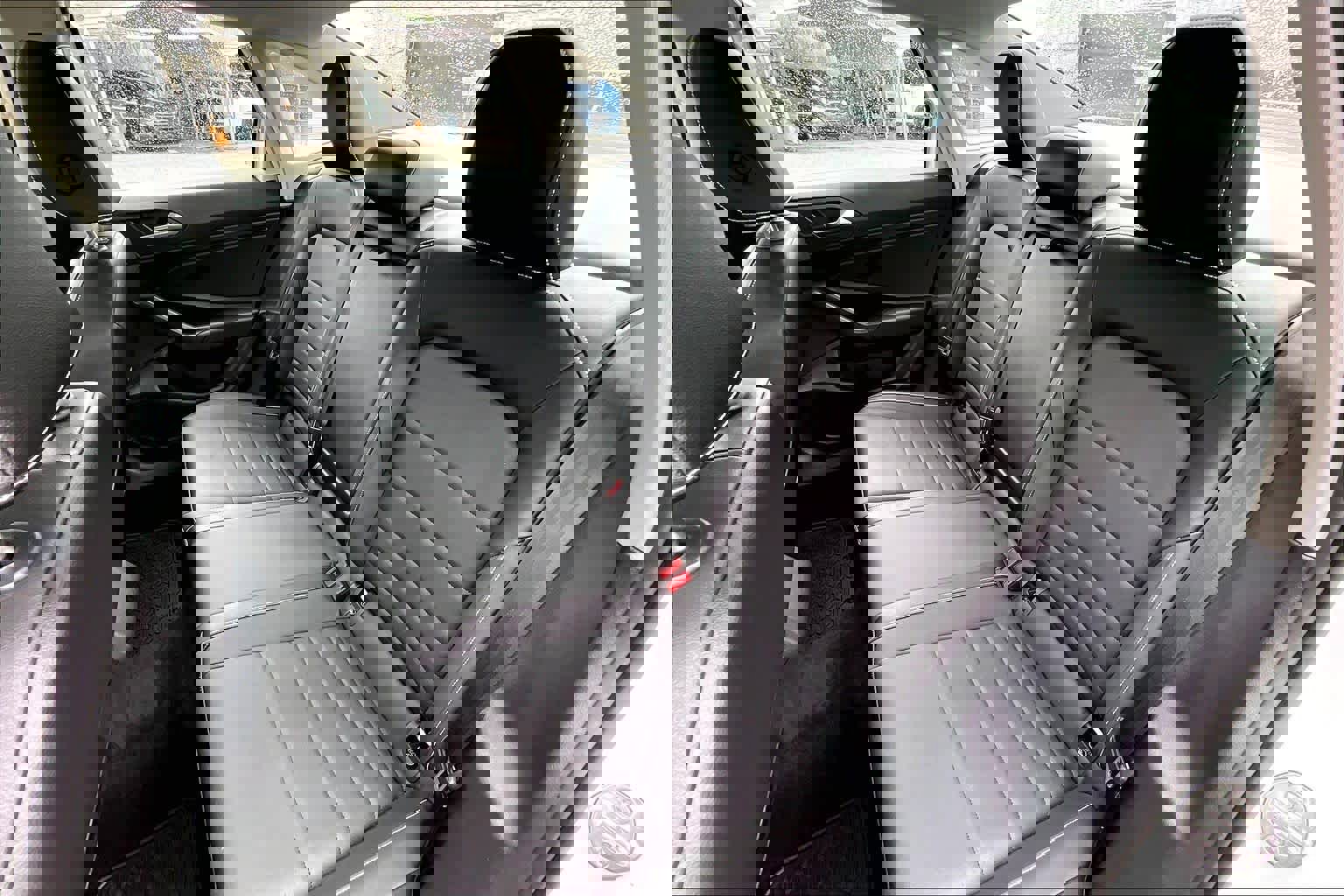 Used 2023 Volkswagen Jetta SE FWD image 20