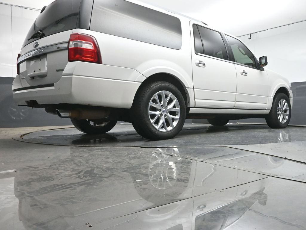 Used 2016 Ford Expedition EL Limited w/ Equipment Group 301A RWD image 38