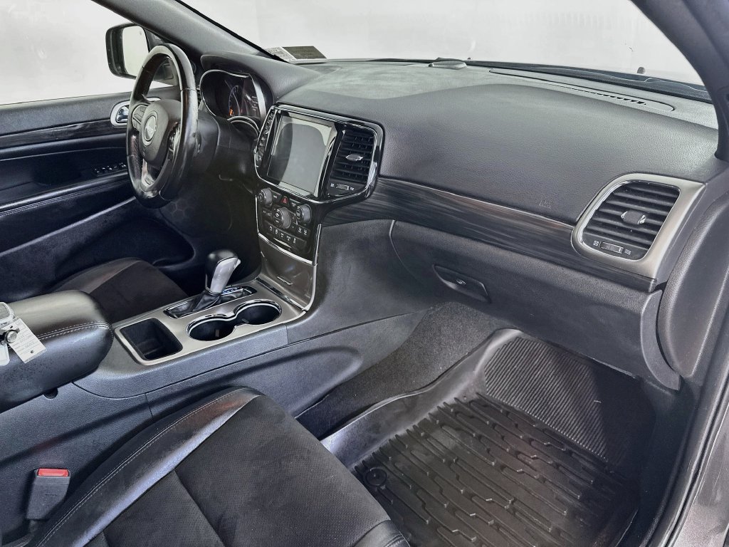 Used 2021 Jeep Grand Cherokee Laredo X AWD/4WD image 31