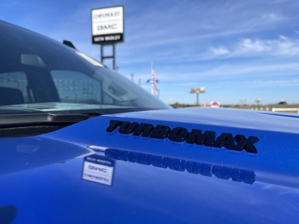 New 2026 Chevrolet Silverado 1500 Custom w/ Turbomax Blackout Package image 9