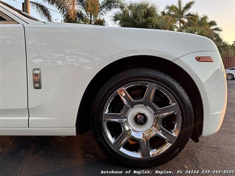 Used 2010 Rolls-Royce Ghost RWD image 15