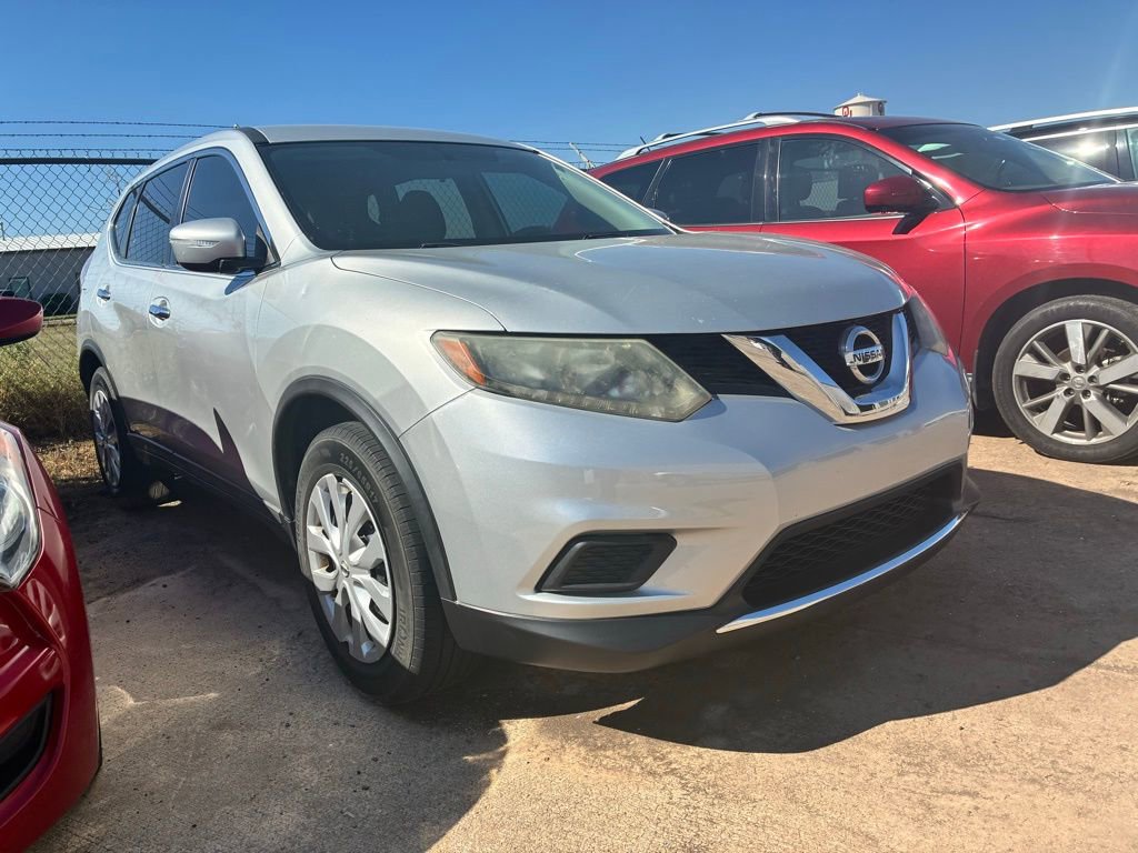 Used 2015 Nissan Rogue S w/ S Family Package image 3