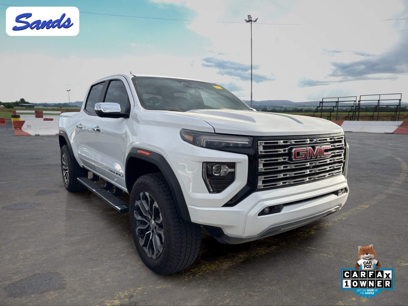 Used 2025 GMC Canyon Denali
