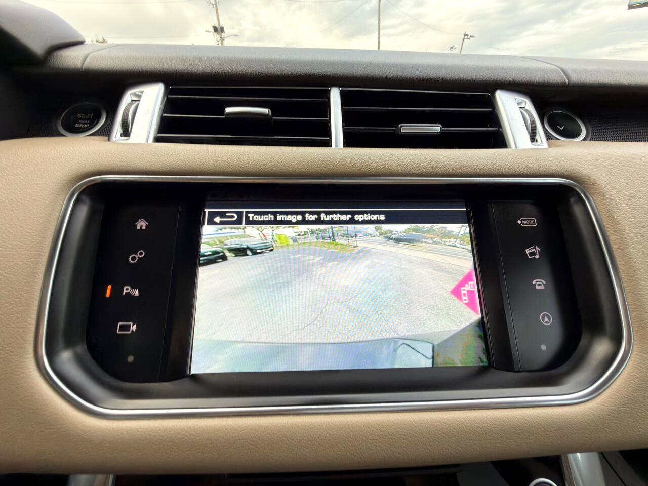 Used 2016 Land Rover Range Rover Sport HSE image 19