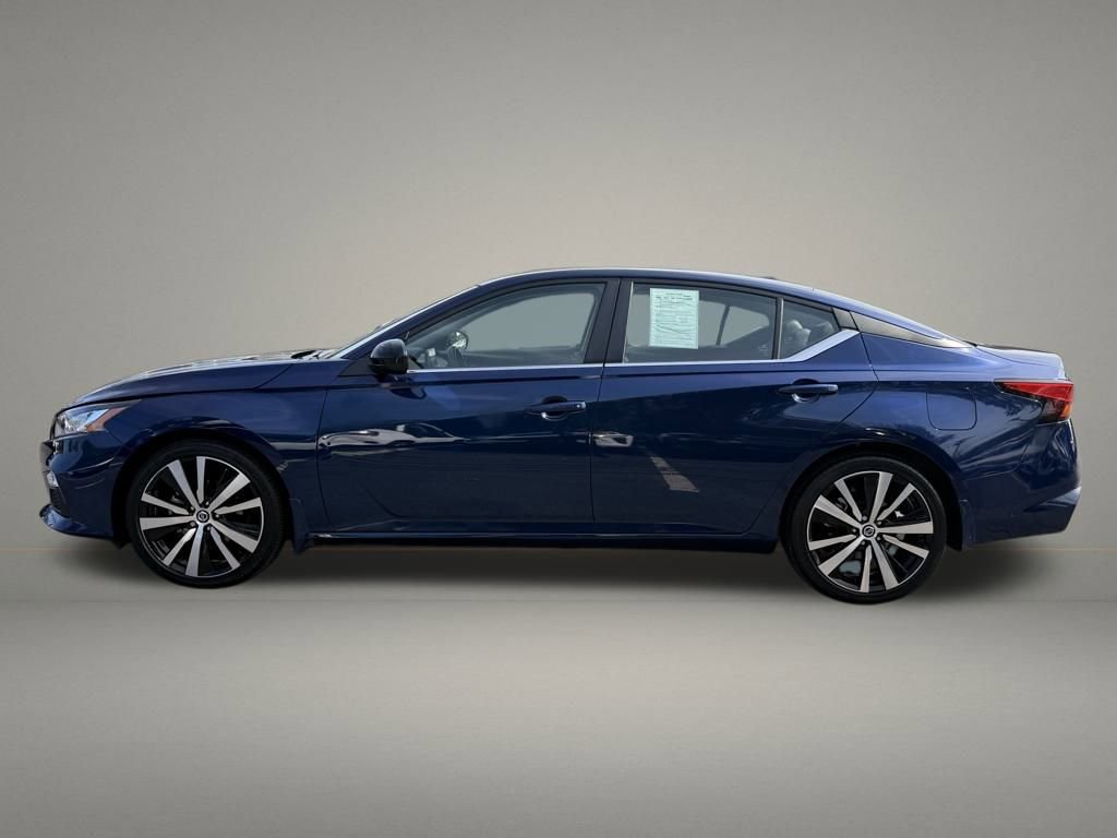 Used 2022 Nissan Altima 2.5 SR FWD video 2