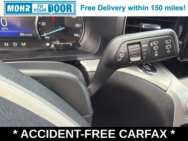 Used 2021 Ford Explorer XLT w/ Equipment Group 202A AWD/4WD image 18