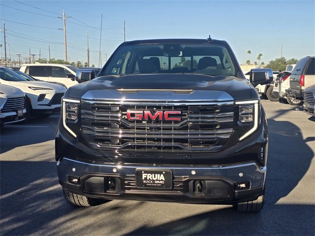 New 2026 GMC Sierra 1500 SLT image 2