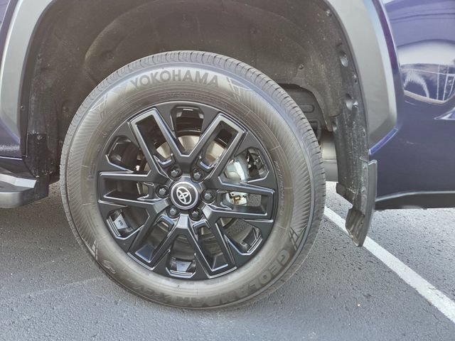Used 2025 Toyota Sequoia Limited w/ Tow Technology Package AWD/4WD image 10