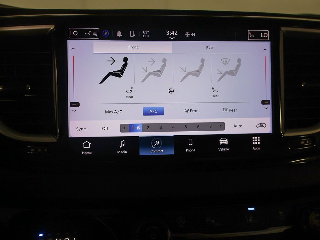 Used 2023 Chrysler Pacifica Touring-L image 44