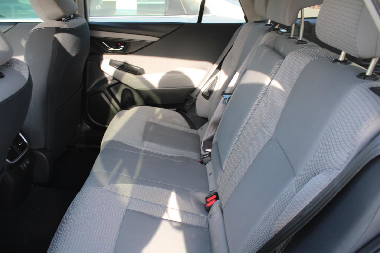 Used 2022 Subaru Outback Premium image 6