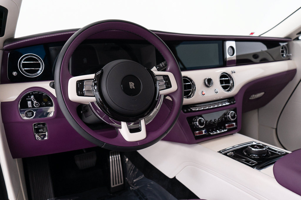 Used 2024 Rolls-Royce Spectre w/ Spectre Launch Package AWD/4WD image 14