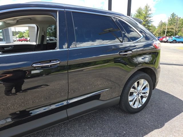 Used 2019 Ford Edge Titanium AWD/4WD image 35
