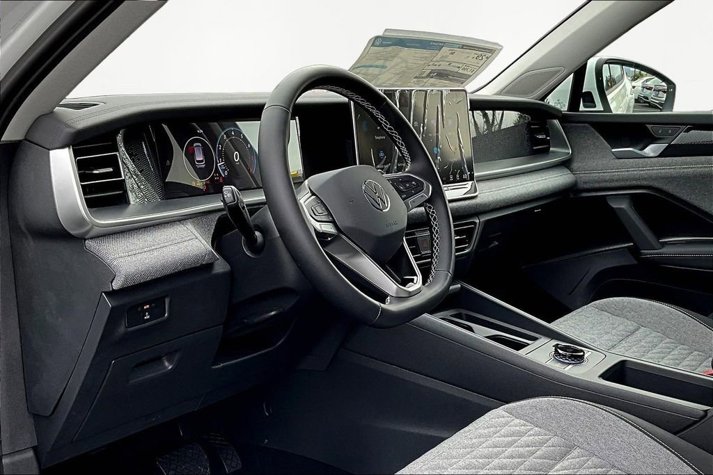 New 2026 Volkswagen Tiguan S image 16