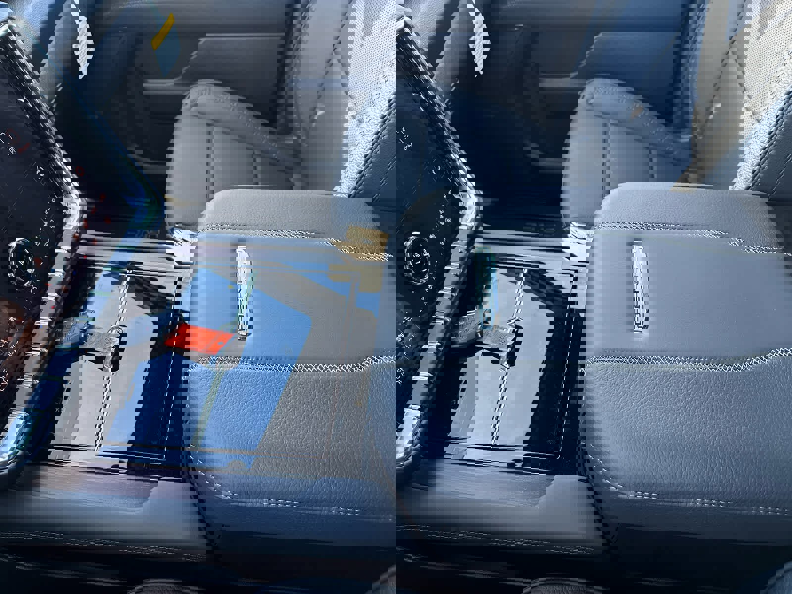 New 2026 GMC Yukon Denali w/ Sun & Power Step Package image 21