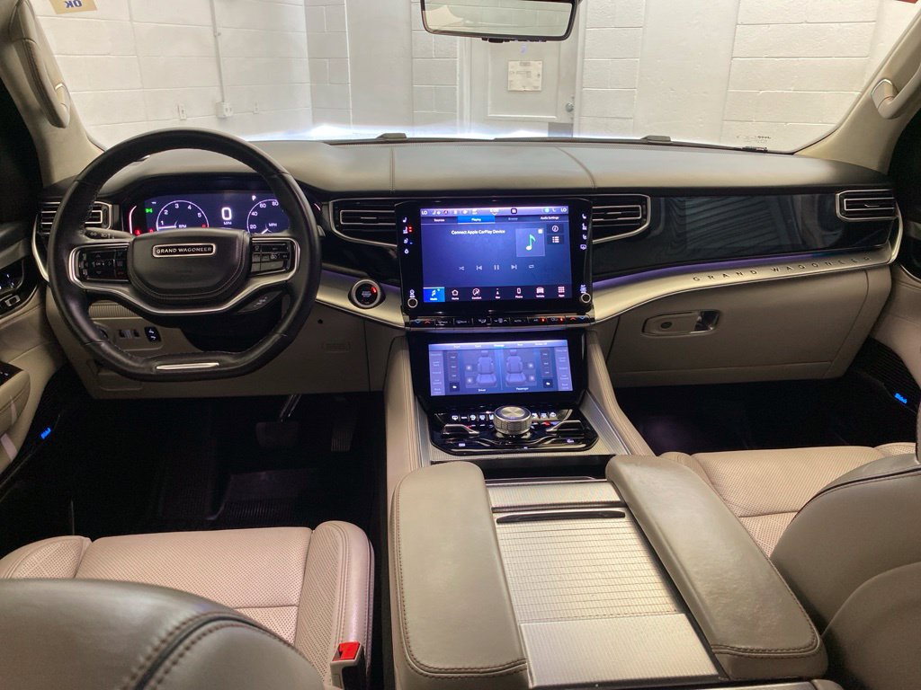 Used 2023 Jeep Grand Wagoneer Series II w/ Flexible Seating Group AWD/4WD image 11