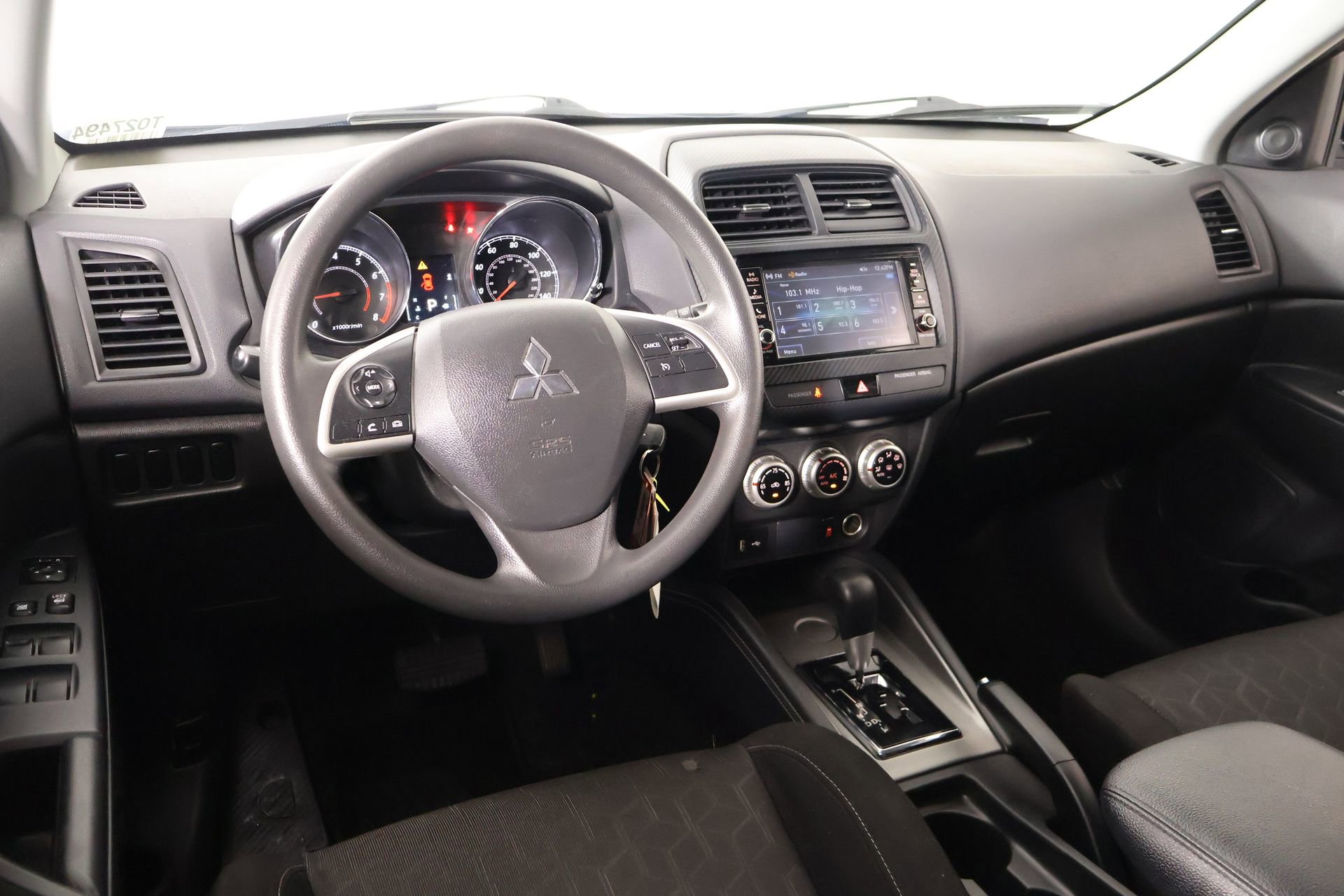 Used 2020 Mitsubishi Outlander Sport ES image 2