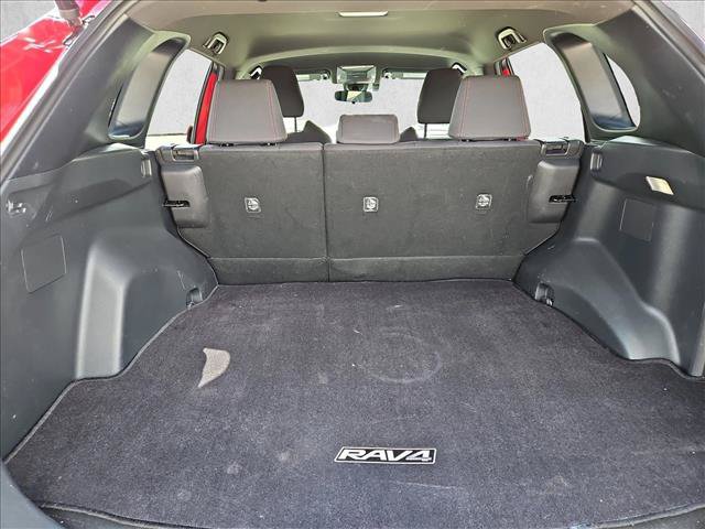 Used 2022 Toyota RAV4 SE AWD/4WD image 6
