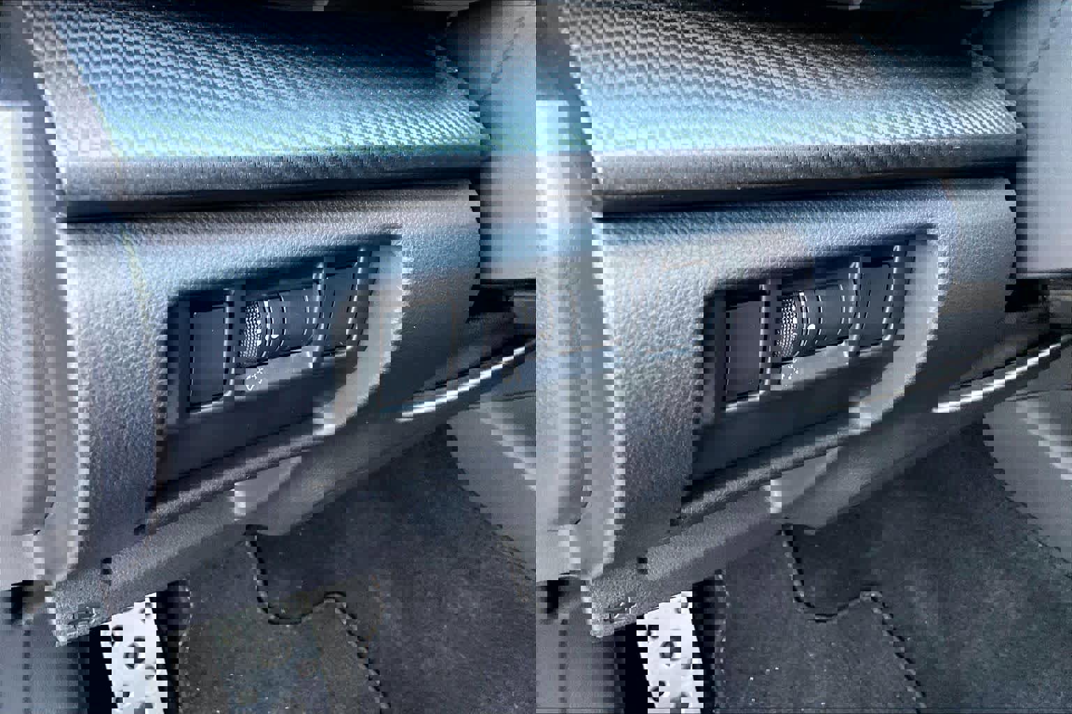 Used 2025 Subaru Crosstrek 2.5i Sport w/ Popular Package #3A AWD/4WD image 32