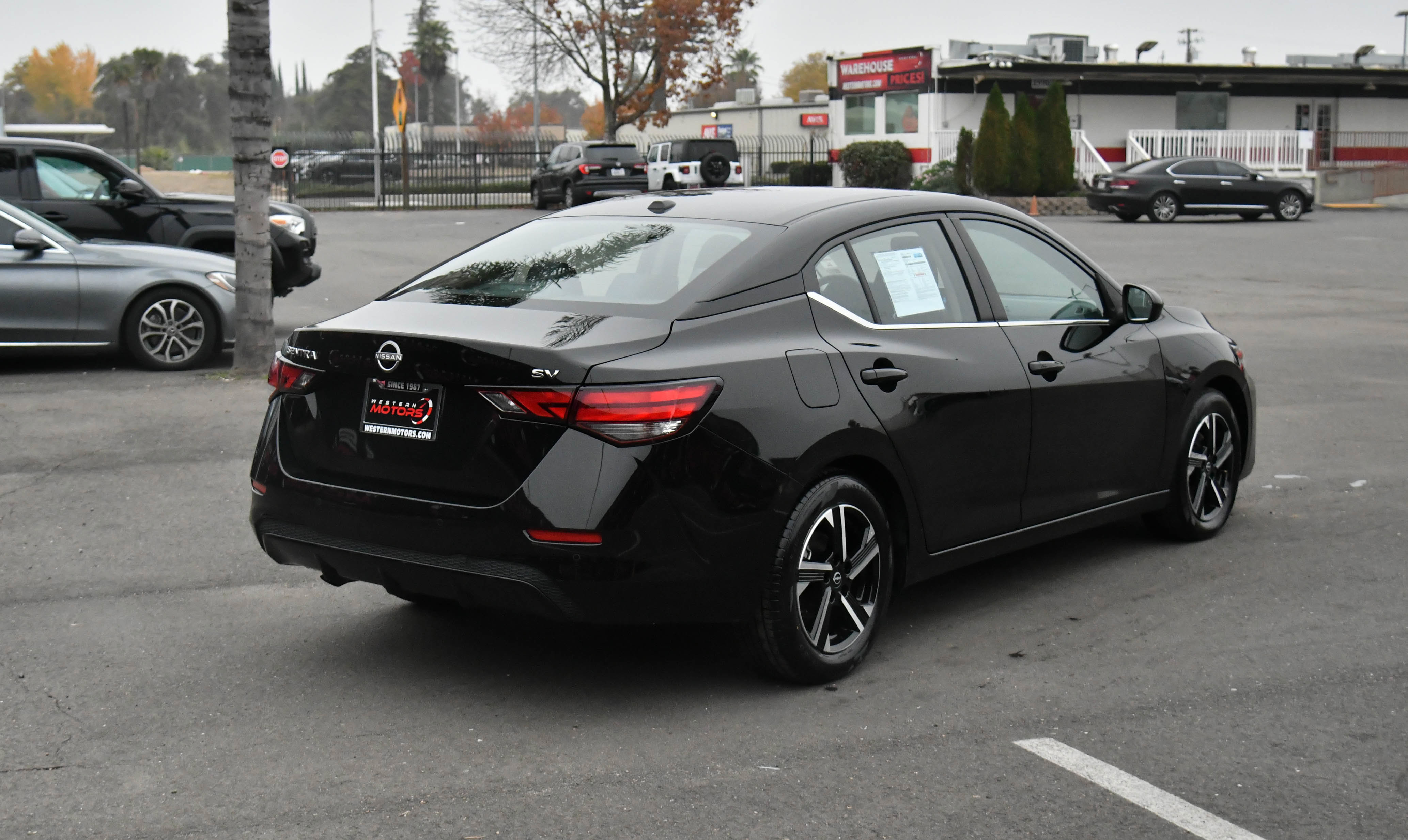 Used 2024 Nissan Sentra SV image 8