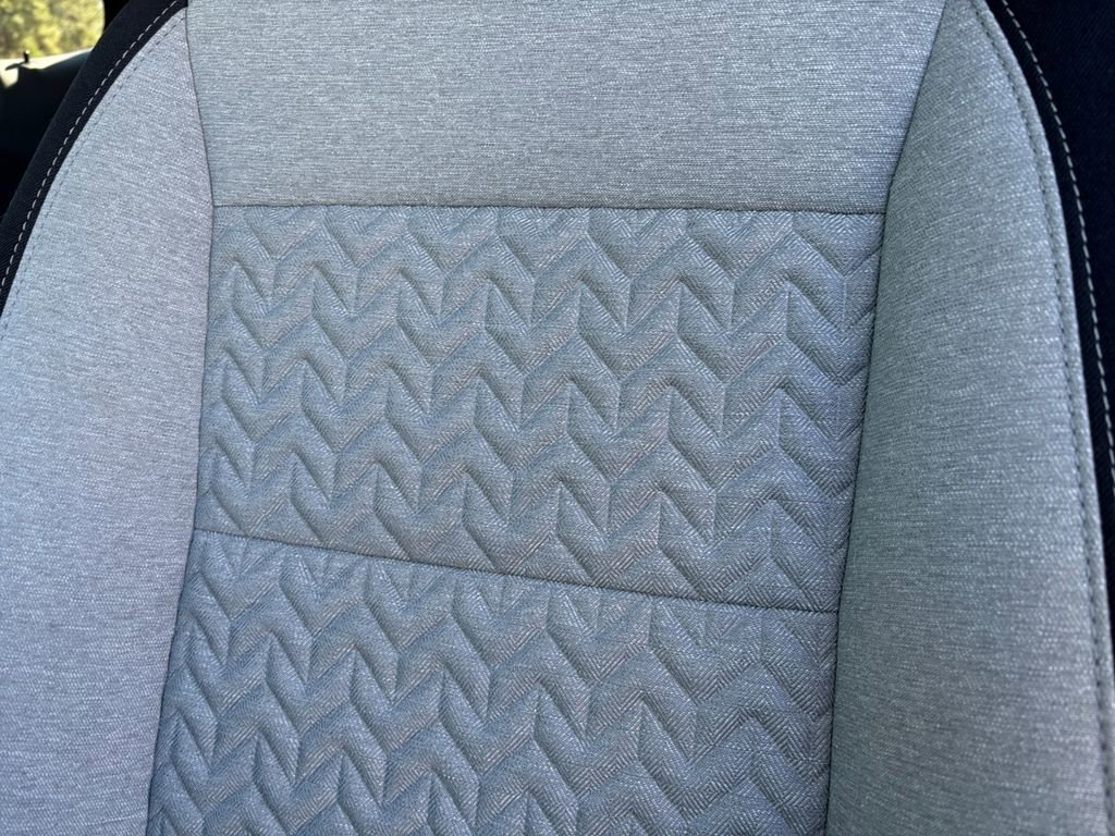 Used 2022 Chevrolet Equinox LT image 14