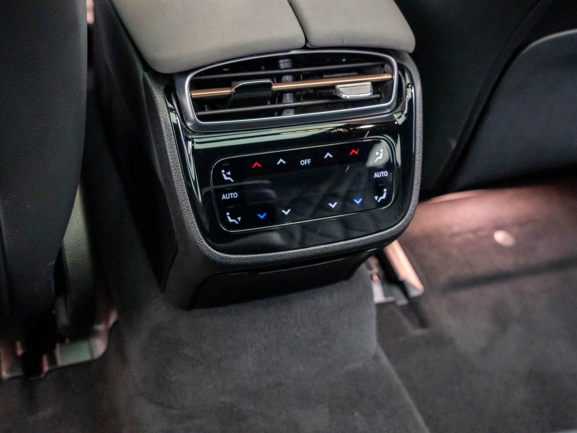 Certified 2023 Mercedes-Benz EQS 580 4MATIC Sedan image 24