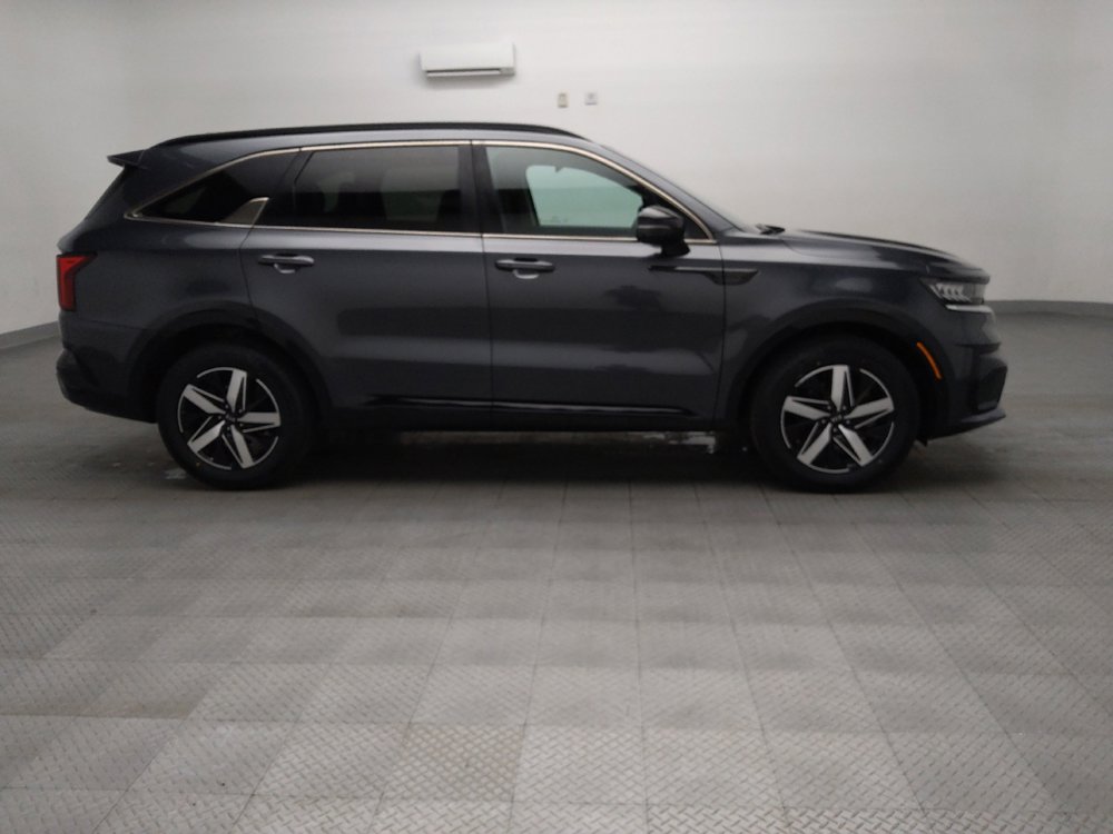Used 2021 Kia Sorento EX w/ Panoramic Sunroof Package FWD image 11