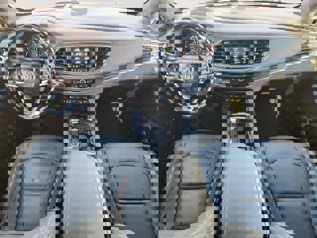 Used 2024 Buick Enclave Premium image 10