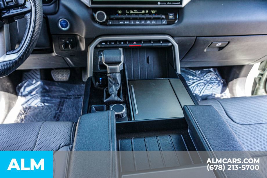 Used 2024 Toyota Sequoia SR5 w/ SR5 Premium Package AWD/4WD image 42