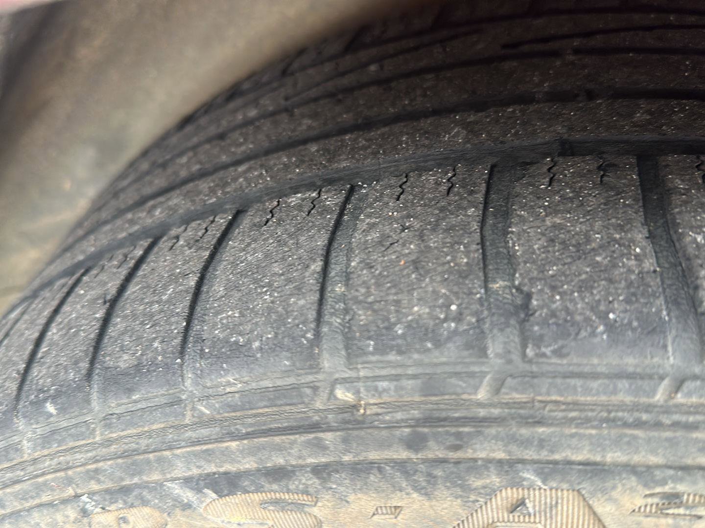 Used 2020 Dodge Challenger R/T w/ Plus Package image 16