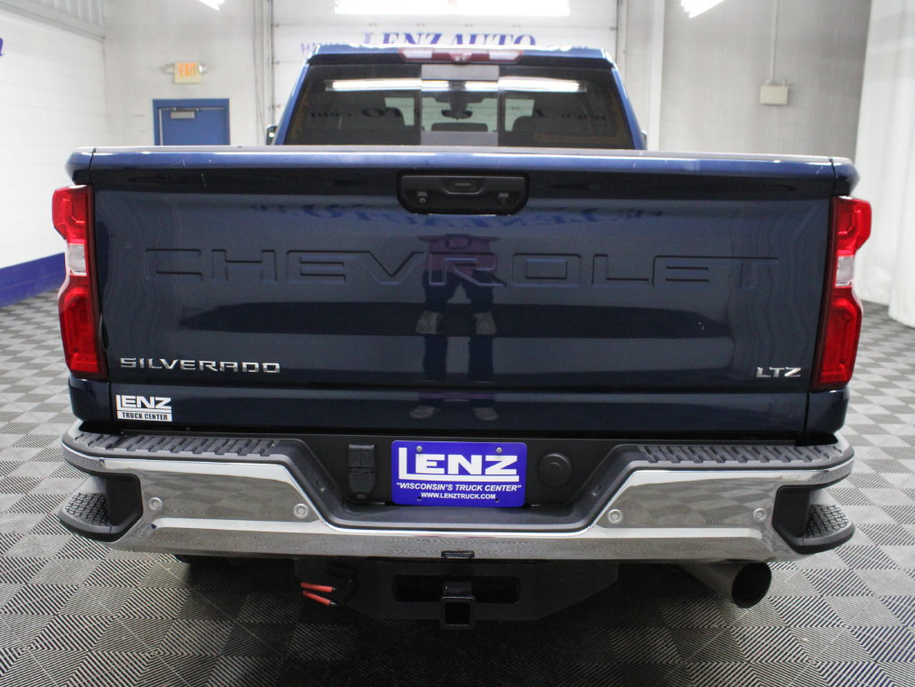Used 2020 Chevrolet Silverado 2500 LTZ w/ LTZ Premium Package AWD/4WD image 47