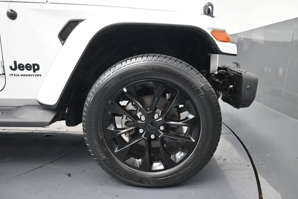 Used 2023 Jeep Gladiator Overland AWD/4WD image 5