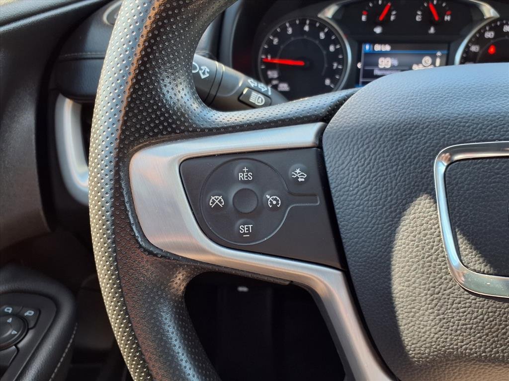 Used 2024 GMC Terrain SLE image 10