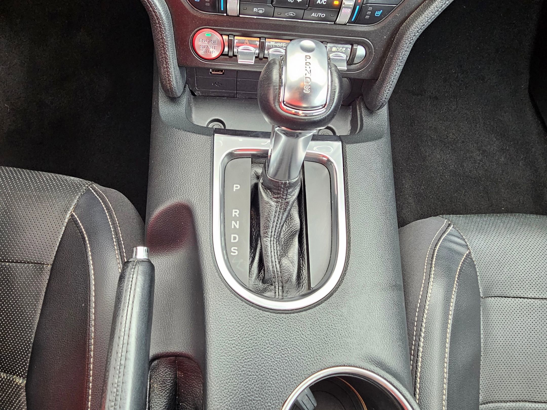 Used 2019 Ford Mustang Premium image 13