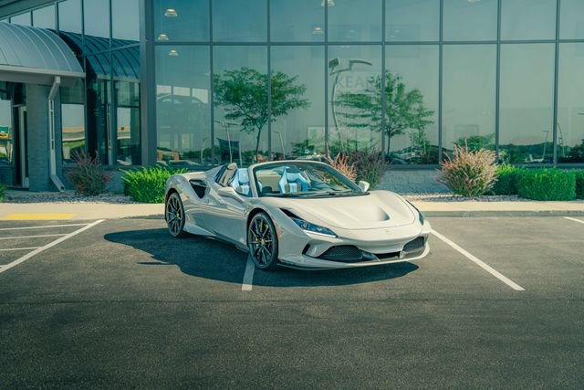 Used 2023 Ferrari F8 Tributo RWD image 31