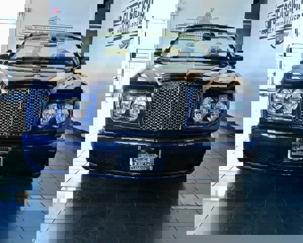 Used 2009 Bentley Azure image 5