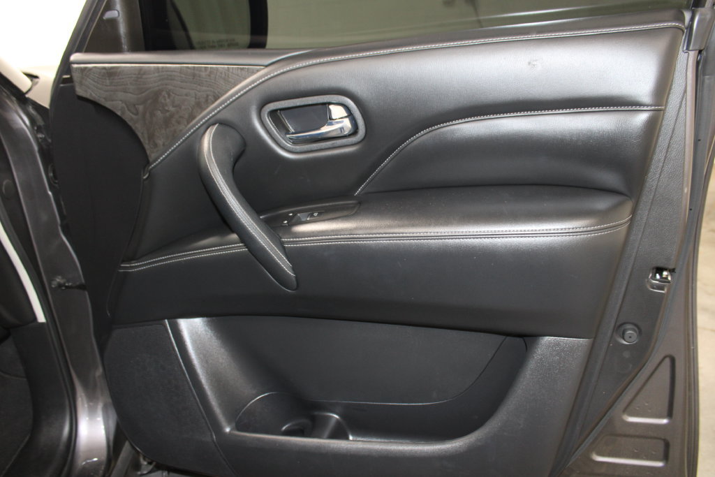 Used 2022 INFINITI QX80 Luxe w/ Cargo Package RWD image 22